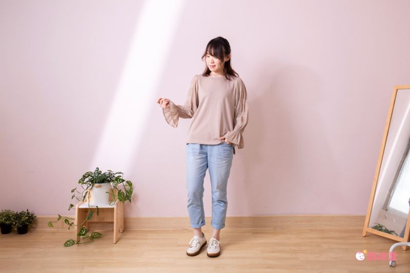 日本 Bou Jeloud - 異材質拼接百摺長袖上衣-萊姆黃