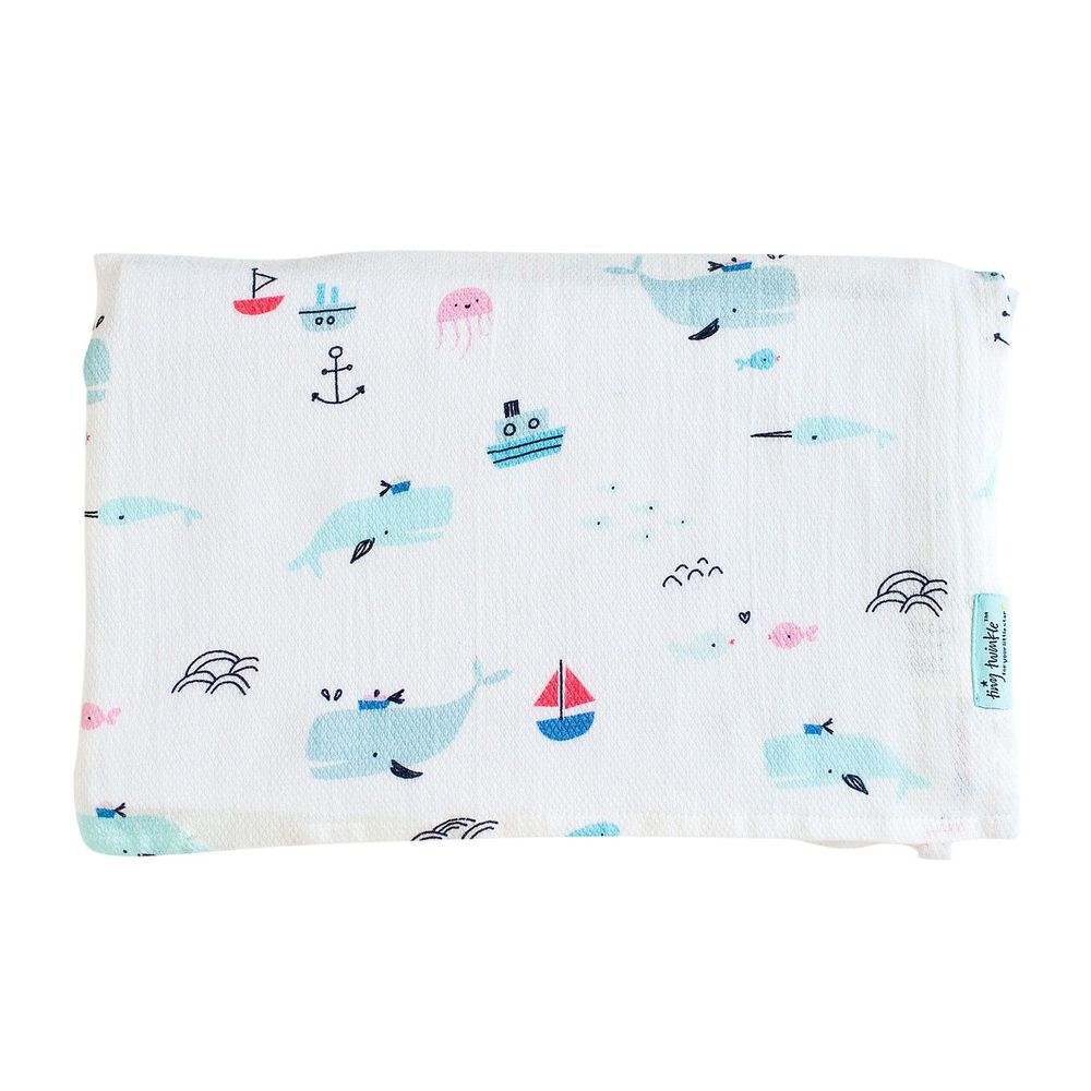 美國 tiny twinkle - Swaddle Blanket 紗布巾-鯨魚