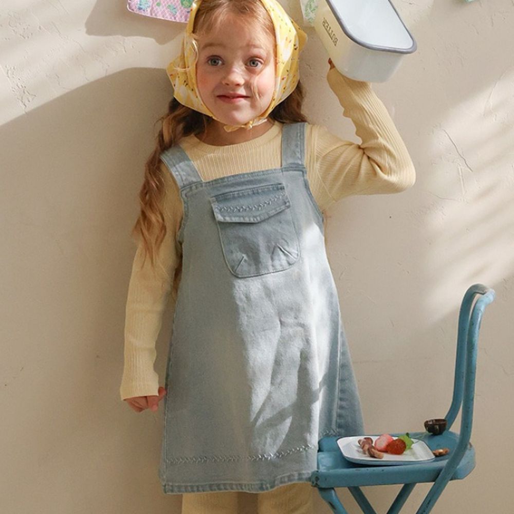 Puellaflo 清新刺繡點綴牛仔吊帶洋裝-淺藍