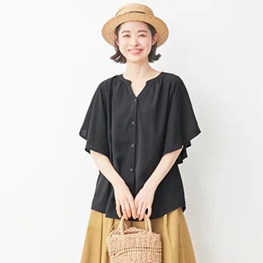 日本 BELLUNA - 小V領大荷葉衣袖短袖雪紡襯衫-黑