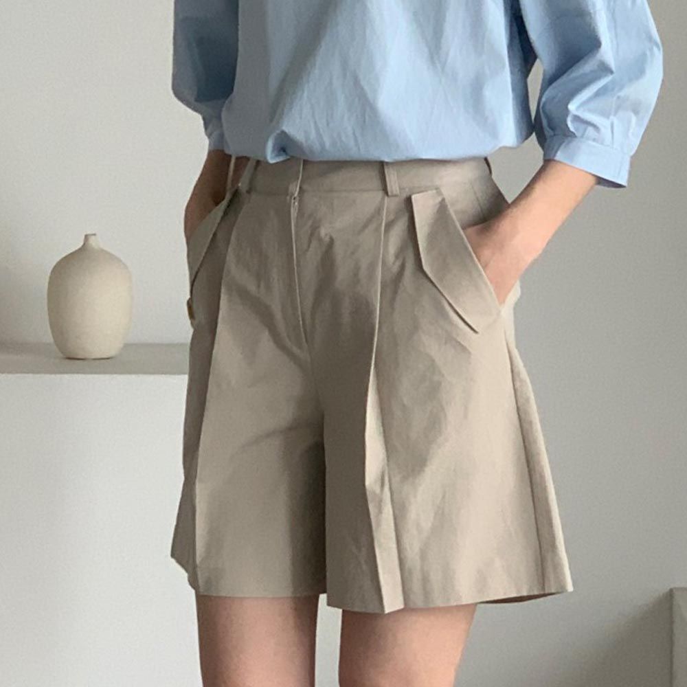 韓國女裝連線 - 打褶感西裝短褲-卡其