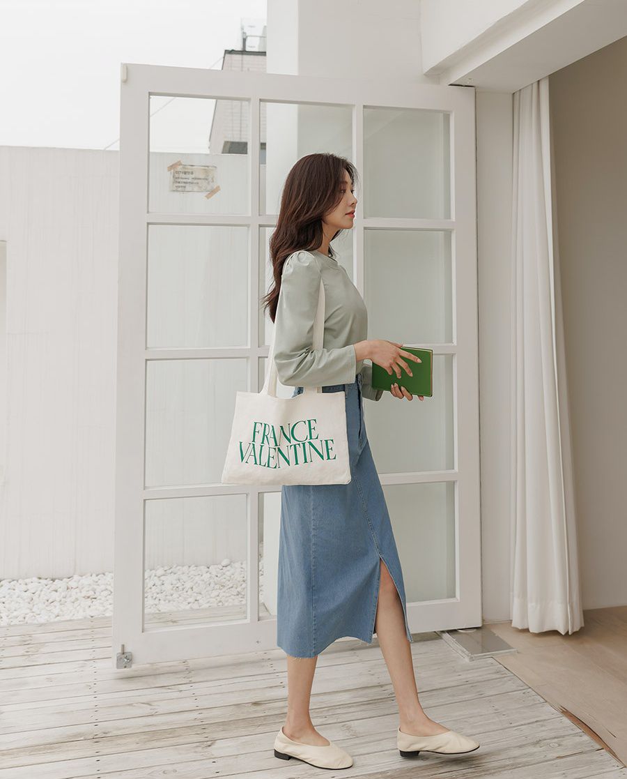 韓國 Urbantheroom - 彈性抓摺公主袖長袖上衣-灰綠 (Free)