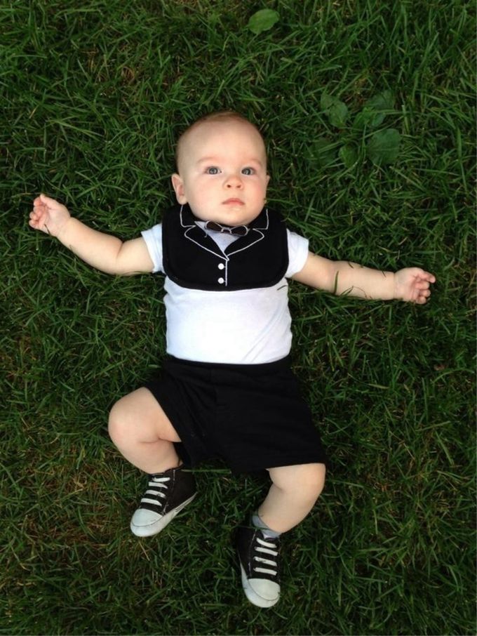 美國Frenchie MC - 經典燕尾服圍兜(口水巾)-黑領結 (Free)