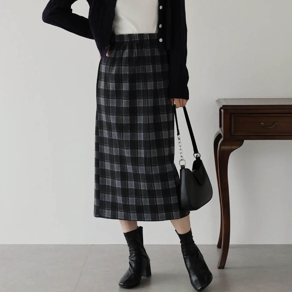 簡潔溫柔格紋後開叉合身長裙-黑x灰