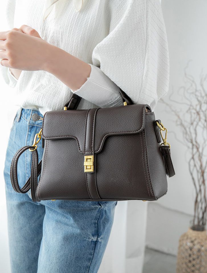 日本 fifth - 2way梯形金屬扣手提包/側背包-黑