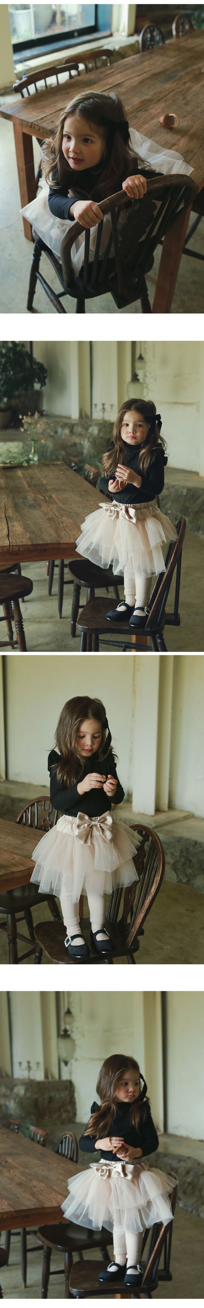 韓國 Puellaflo - 荷葉布邊小領長袖上衣-黑