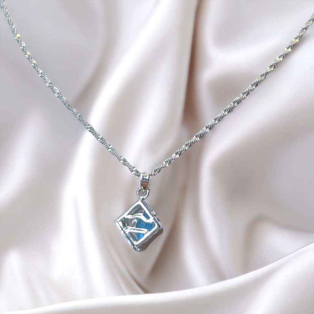 簍空立方體吊墜項鍊 (F SIZE)