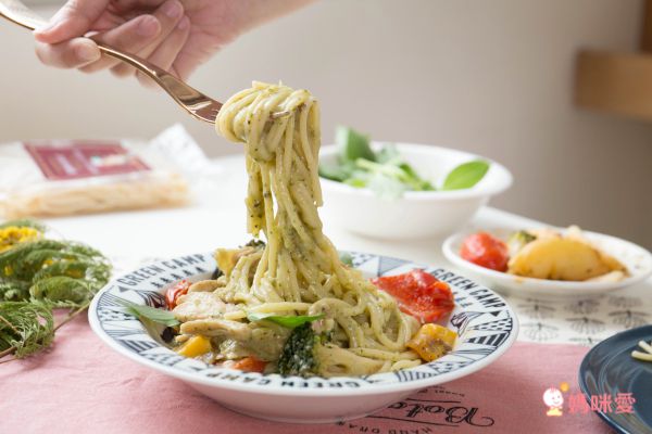 Q彈小麥麵條x獨特醬汁【佐佐義】安心義大利麵、漢堡排