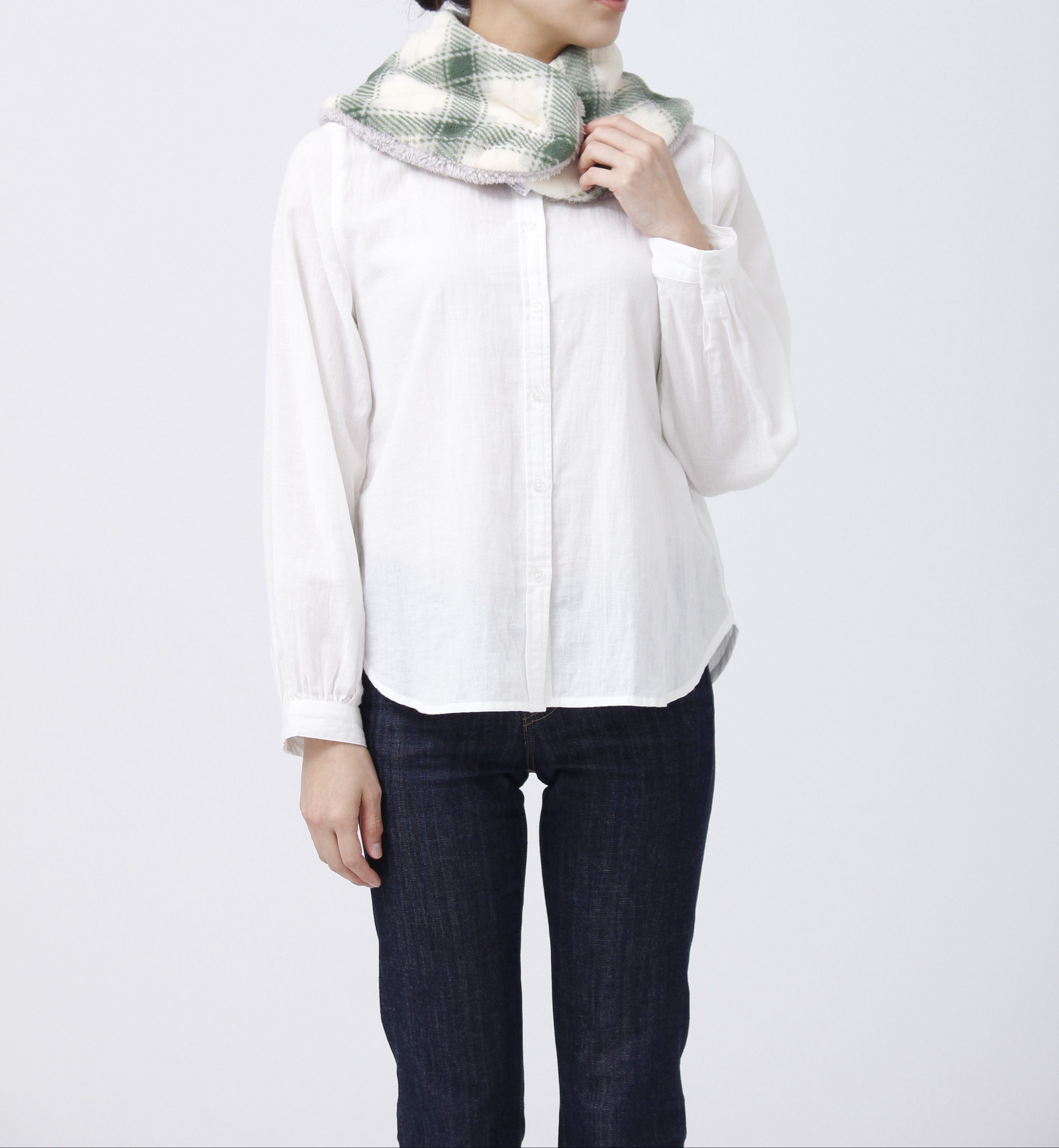 日本 AUBE - 2WAY毛茸茸保暖圍脖(親子通用款)-歐風格紋-淺綠