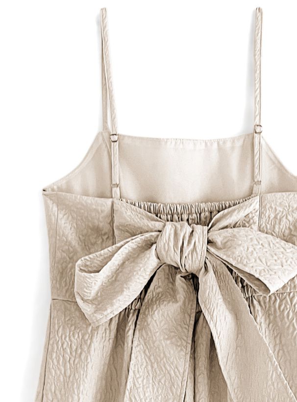 日本 GRL - 可愛後扭結泡泡袖吊帶裙-淺米杏 (F)