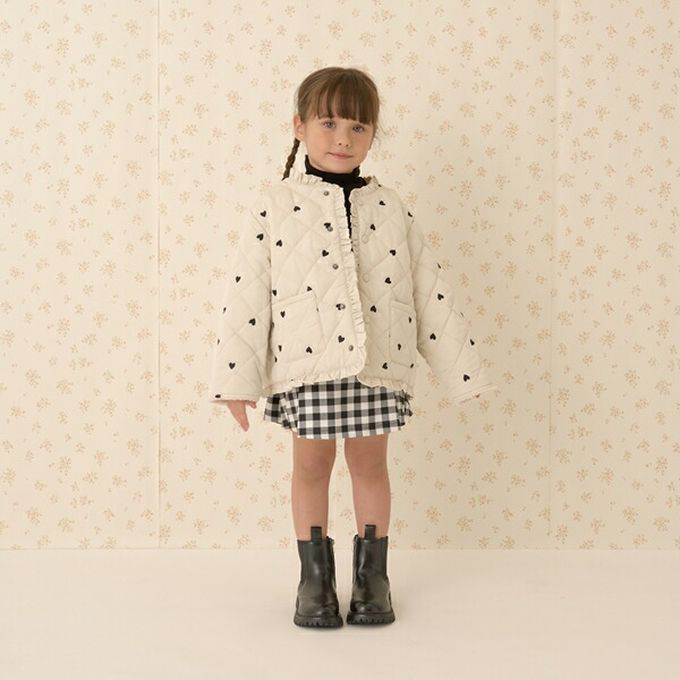 日本 Lycee mine - 滿版愛心荷葉皺褶內刷毛鋪棉外套-米白