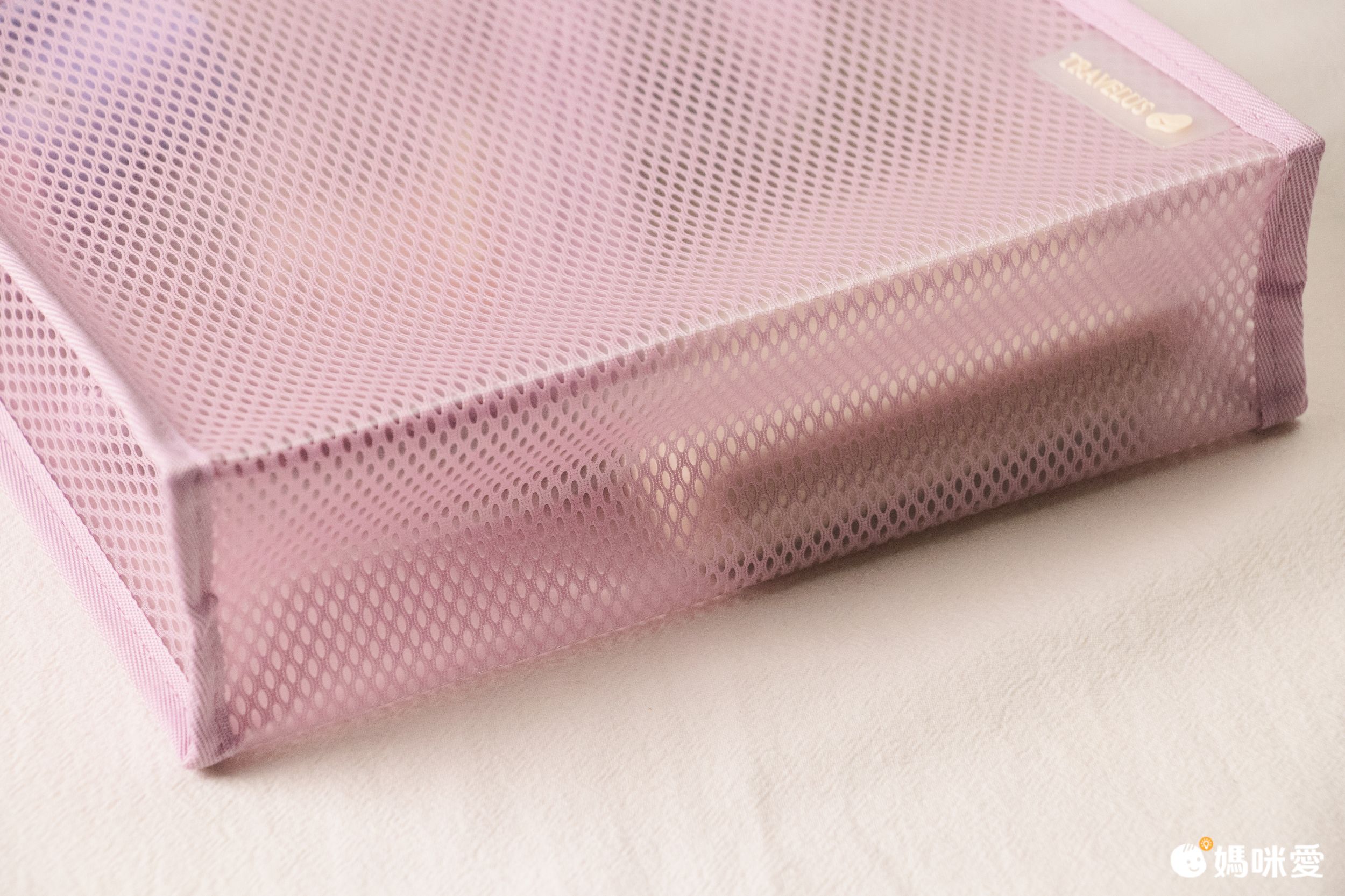 韓國 byfulldesign - (防水)韓製手拿立體梯形化妝包-墨灰 (220x165x60mm)