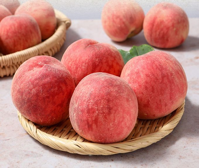 愛品鮮 - 台灣鮮採水蜜桃1箱(6入裝/1公斤±10%/箱)