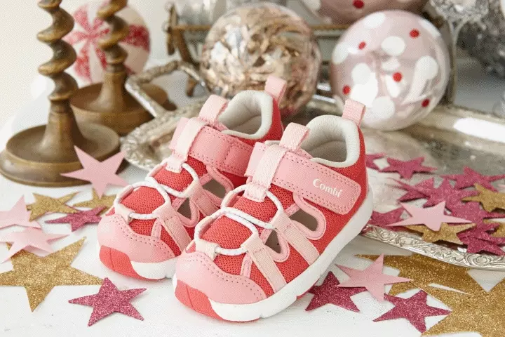 日本 Combi 機能水涼鞋新款上市ｘ機能鞋出清特惠