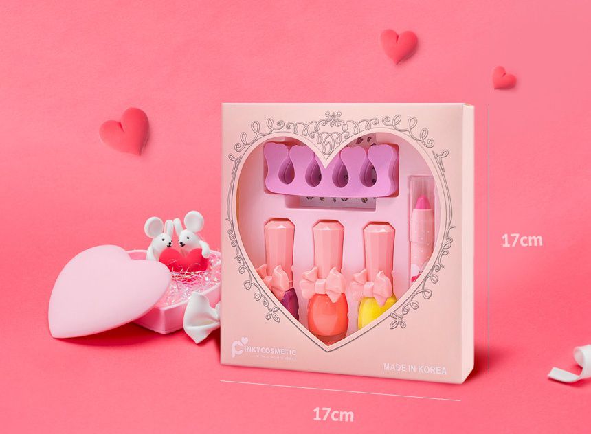 韓國 Pink Princess - 愛心禮物盒(指甲油*3, 護唇膏*1, 指甲貼*1, 分指套*1)-Set A