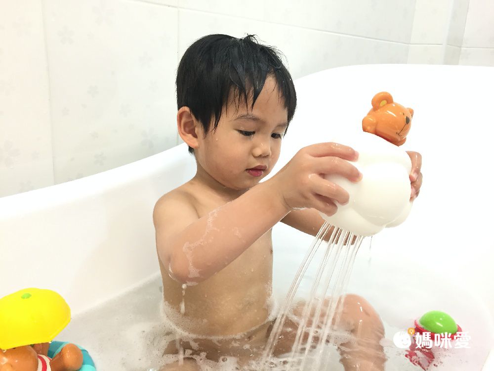 浴室秒變水上樂園【德國 Hape】戲水玩具，孩子愛上洗澡的魔法