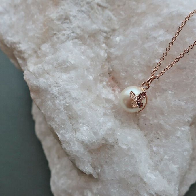 日本 Melody Accessory - 日本製 蝴蝶翩翩唯美單顆珍珠項鏈-玫瑰金