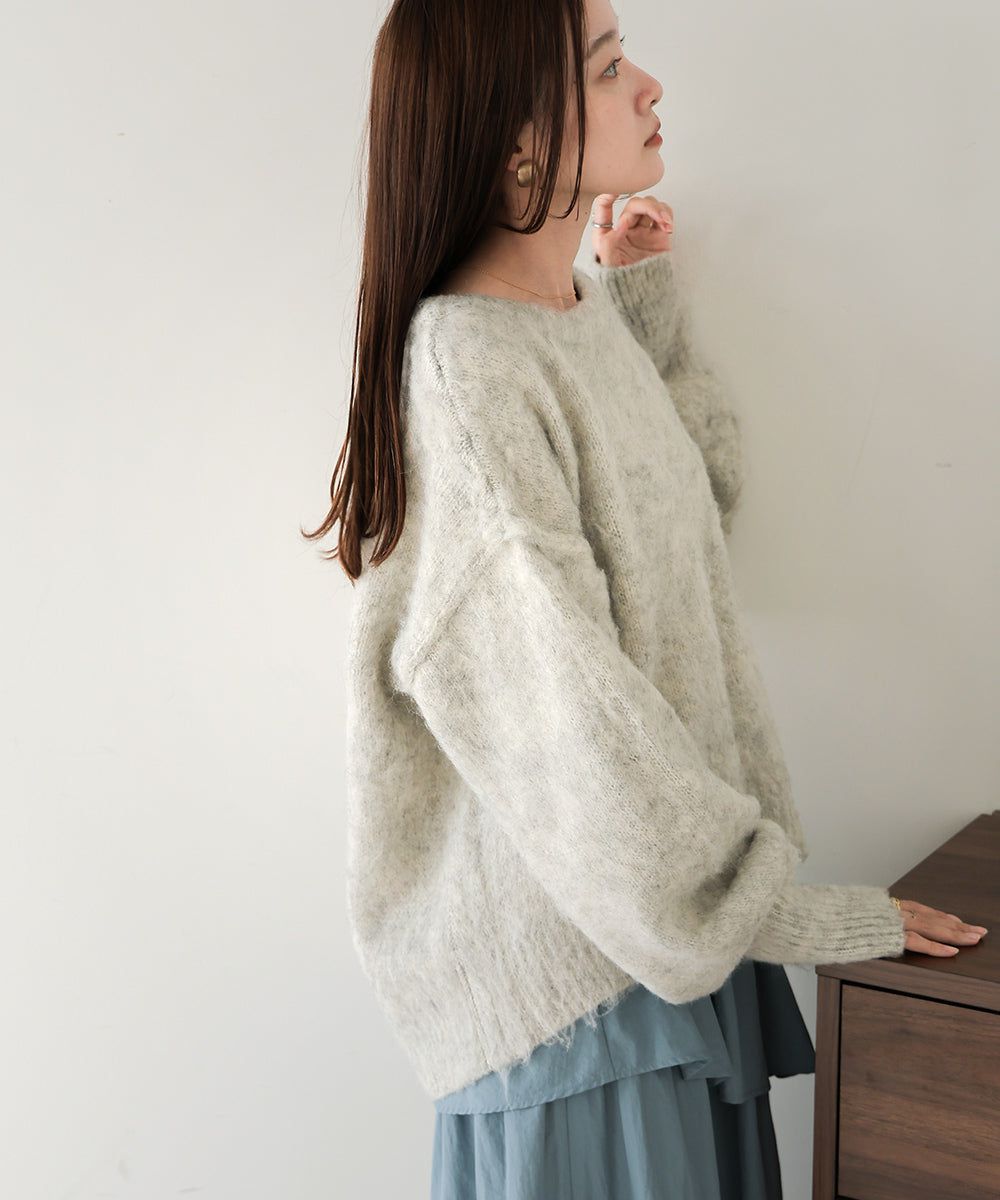 日本 Bab - 澎袖毛海溫柔廓形針織上衣-淺灰