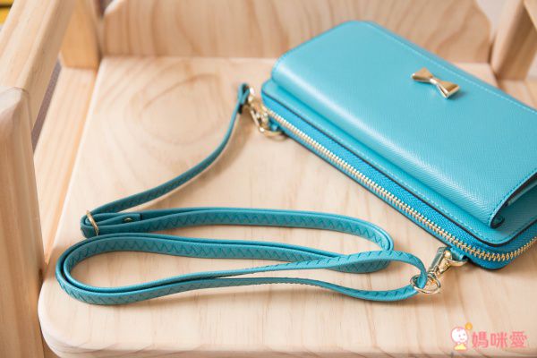 日本 cachecache - 3way蝴蝶結錢夾包-SILGY銀粉x灰