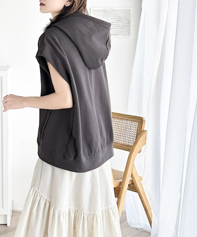 日本 Classical Elf - Java 深V領休閒寬短袖連帽上衣-黑白條紋