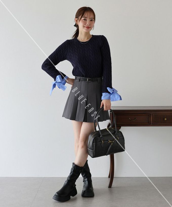 日本 BLUE EAST - 亮麗蝴蝶結緞帶袖麻花針織上衣-海軍藍