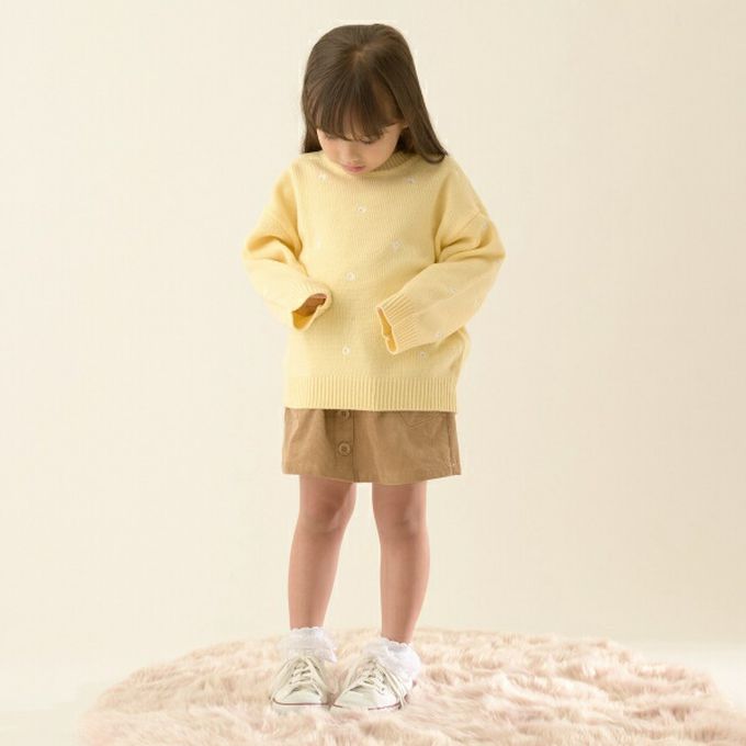 日本 Lycee mine - 可機洗 低調刺繡印花針織上衣-奶黃