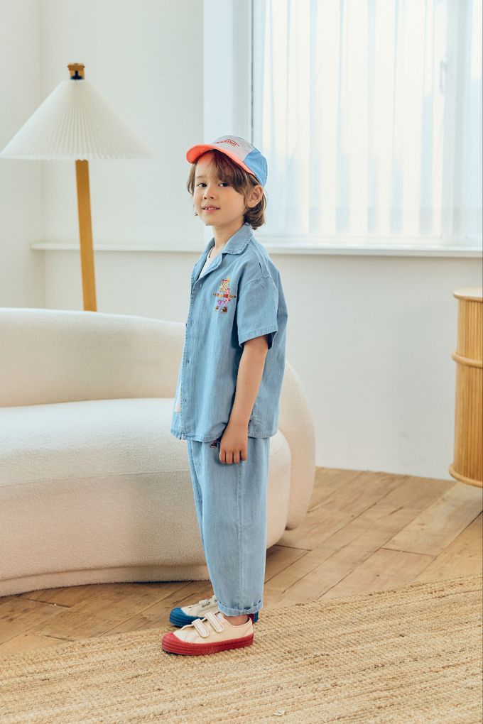 韓國 Mimico - 帥氣小熊印牛仔襯衫-淺藍