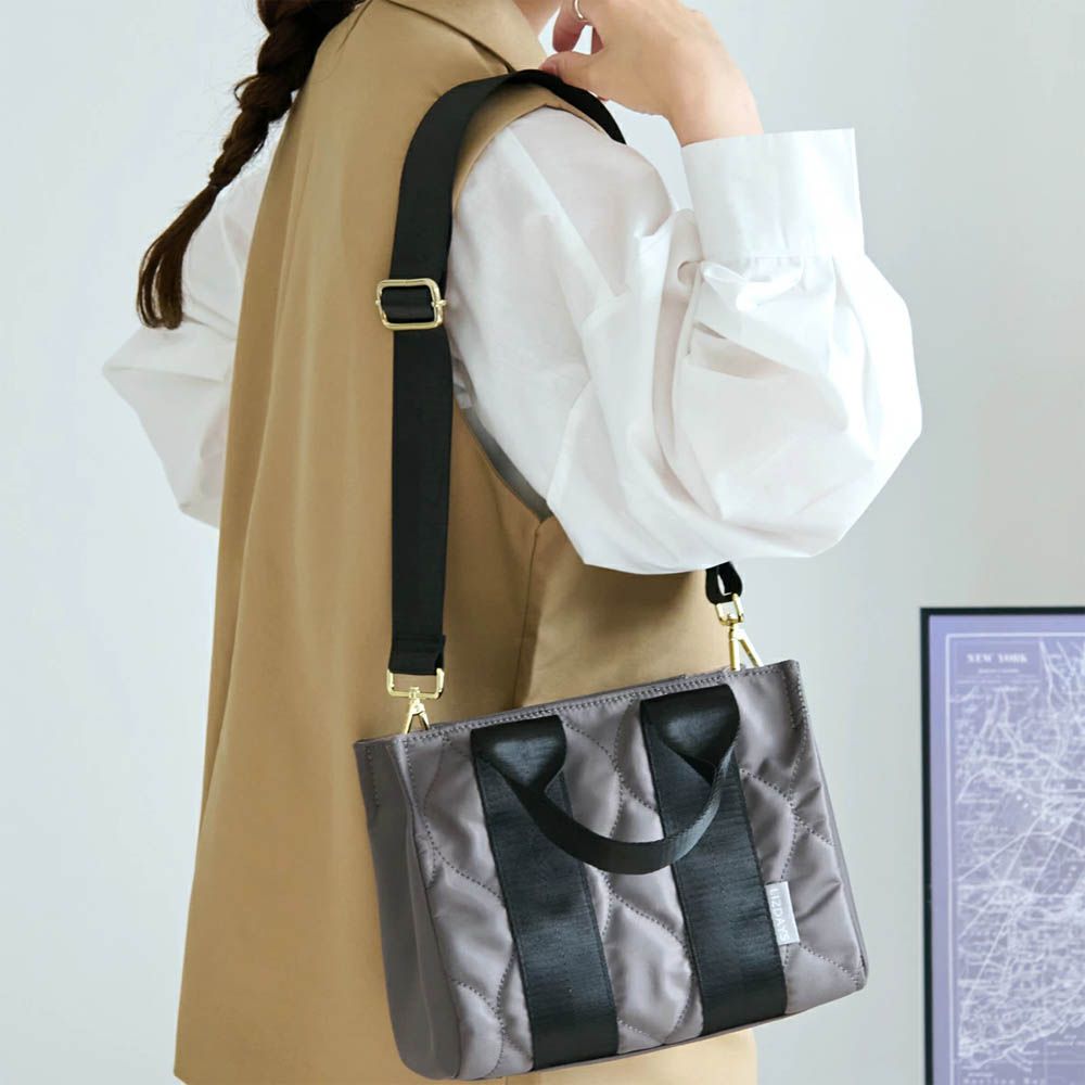 防潑水2way絎縫小巧托特包-(可裝A5)-深灰