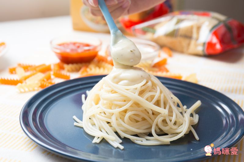 Sanremo - 聖雷蒙頂級麵醬-蕃茄羅勒-500g