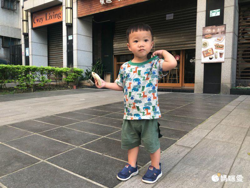 彩色車車純棉短袖上衣