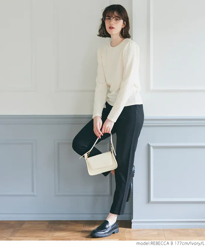 日本 COCA - 圓領泡泡抓皺薄長袖上衣-黑