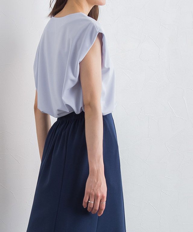 日本 Pierrot - 接觸涼感 小V領雪紡無袖上衣-橘