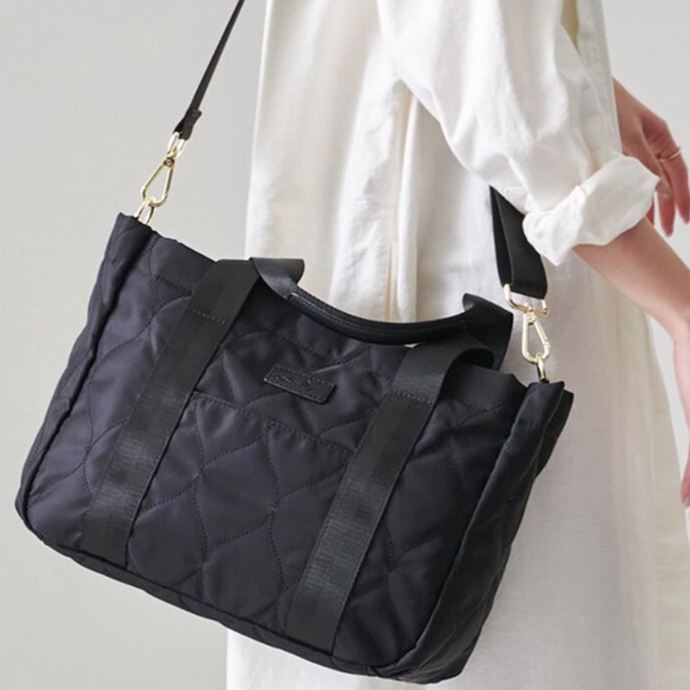 日本 LIZDAYS - 光澤感絎縫8口袋側背/手提包(可收B5)-黑色