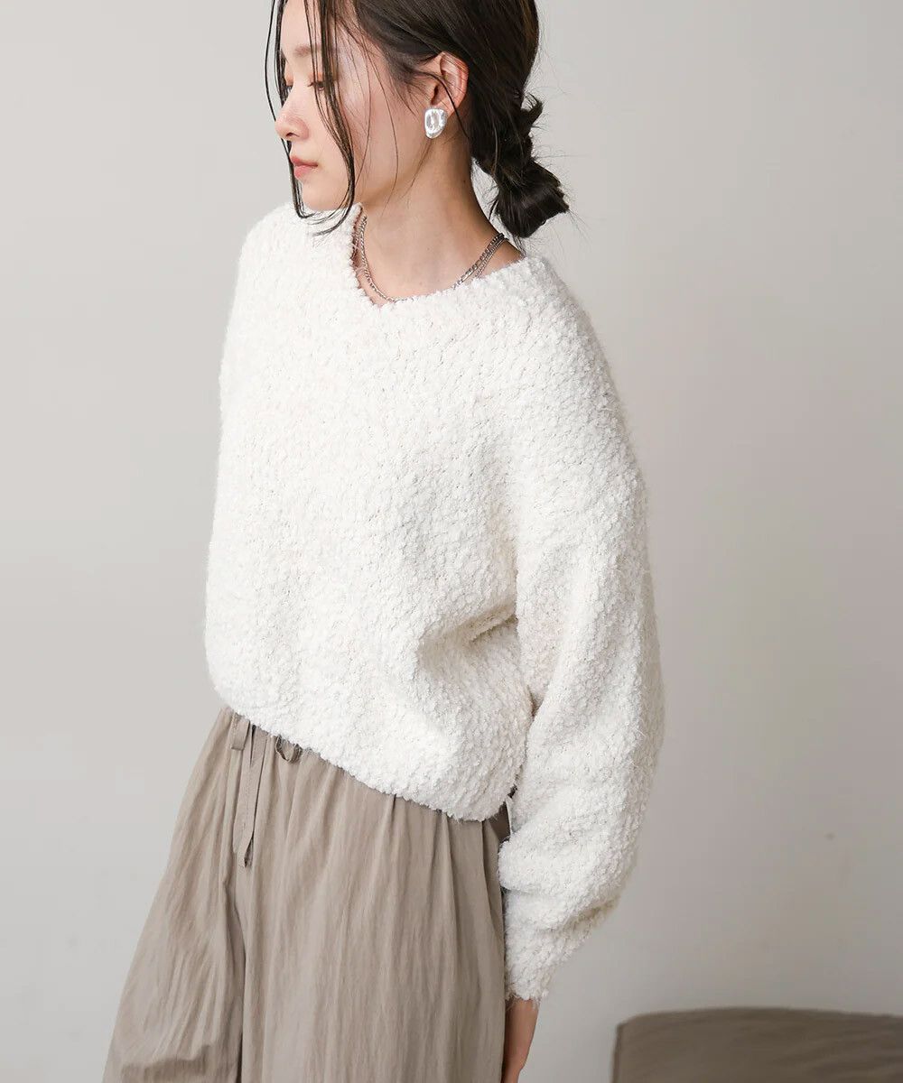 日本 Bab - 柔軟蓬鬆毛毛V領針織上衣-藍