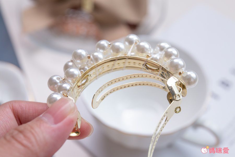 氣質珍珠彈簧夾