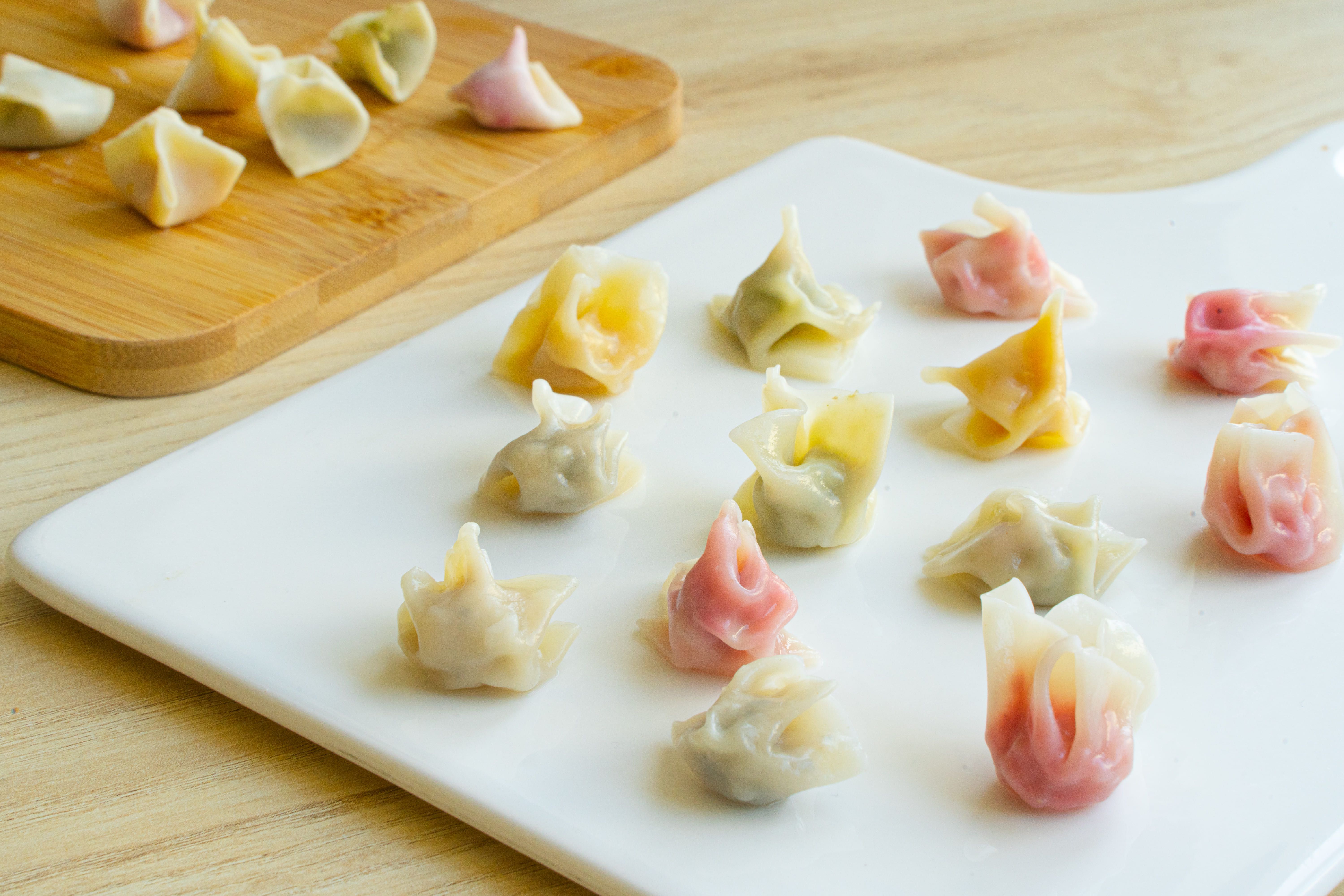 喬媽灶咖 - 優惠組-彩色小水餃*1+一口小餛飩*1+彩色蝴蝶麵*1+造型麵疙瘩*1+寶寶肉燥*1+柴魚昆布湯*2