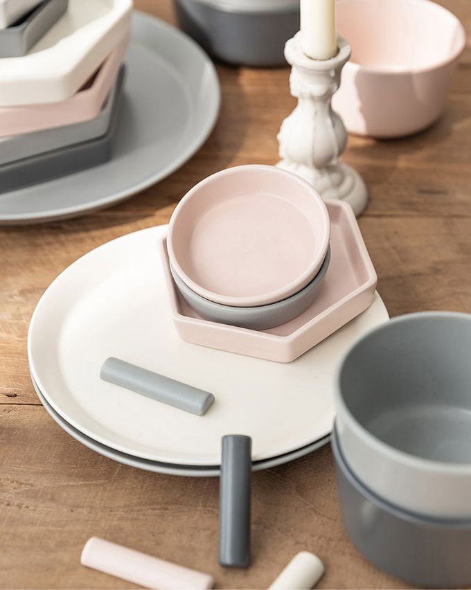 韓國 SSUEIM - Mariebel系列莫蘭迪陶瓷淺盤19cm (灰色)