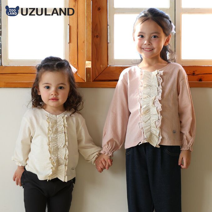 日本 ZOOLAND - 胸前層次摺邊圓領長袖上衣-緹花紋理-粉紅