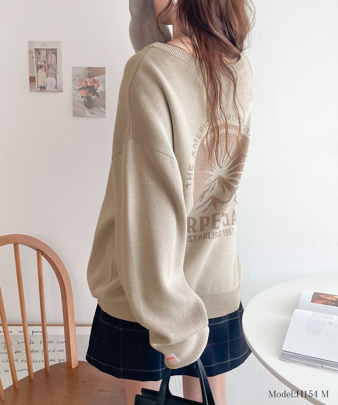 日本 Classical Elf - Java 4WAY印花厚磅針織上衣-左胸棕色LOGO-杏