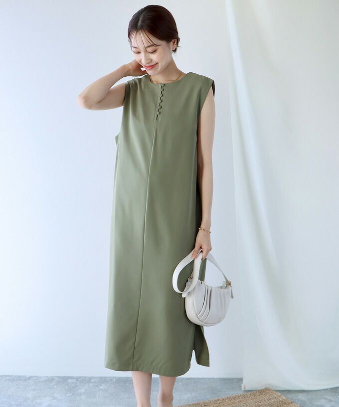 日本 BLUE EAST - 2WAY率性簡約V領連身洋裝/背心裙-黑