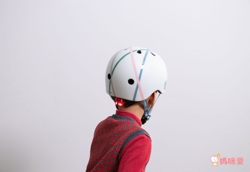 奧地利 Scoot & Ride - 安全帽-黑金