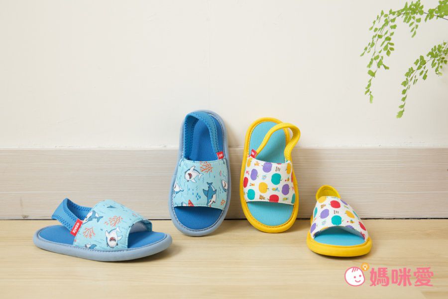 韓國 OZKIZ 消音室內鞋 鬆緊帶圖案款