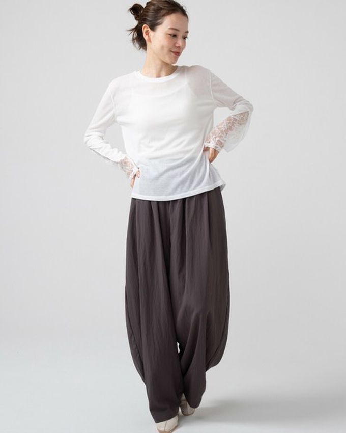 日本 gleam - 薄透合身蕾絲拼接長袖上衣-白