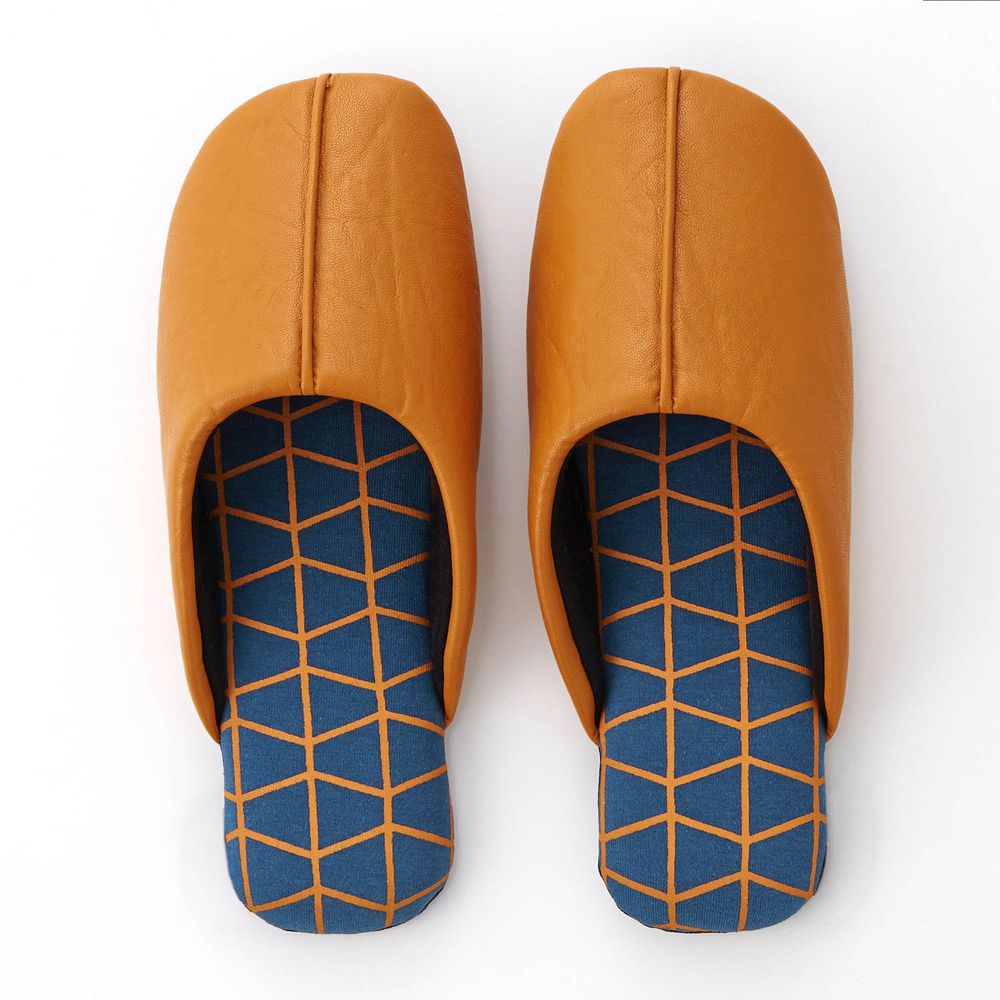 日本千趣會 - 可機洗 耐髒汙皮質室內拖鞋-北歐幾何-焦糖橘系