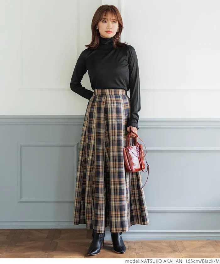 日本 COCA - 高領微透感長袖內搭/上衣-深藍