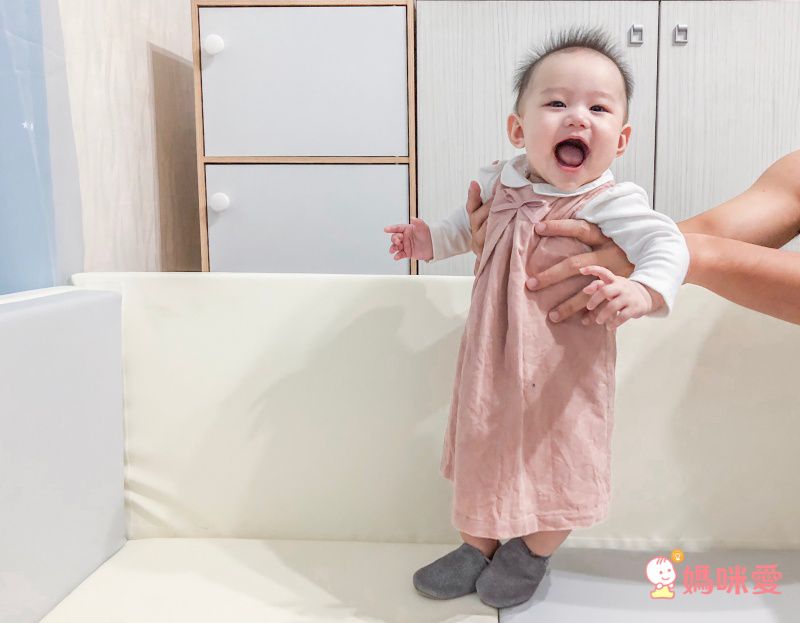 英國Inch Blue - 真皮手工寶寶鞋-水彩花