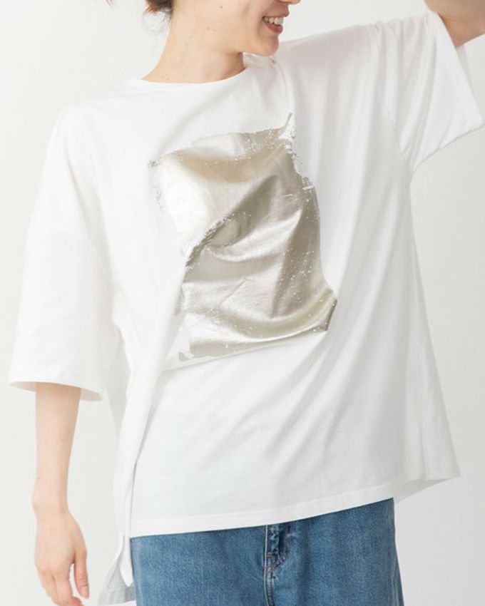 日本 gleam - 燙金光澤廓形寬版天竺棉短袖T恤-金x奶油杏