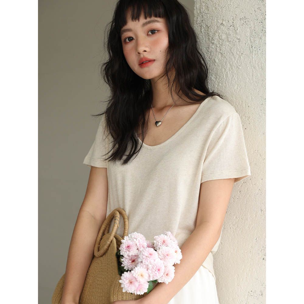 天絲亞麻修飾鵝蛋領針織短袖上衣-淺麻
