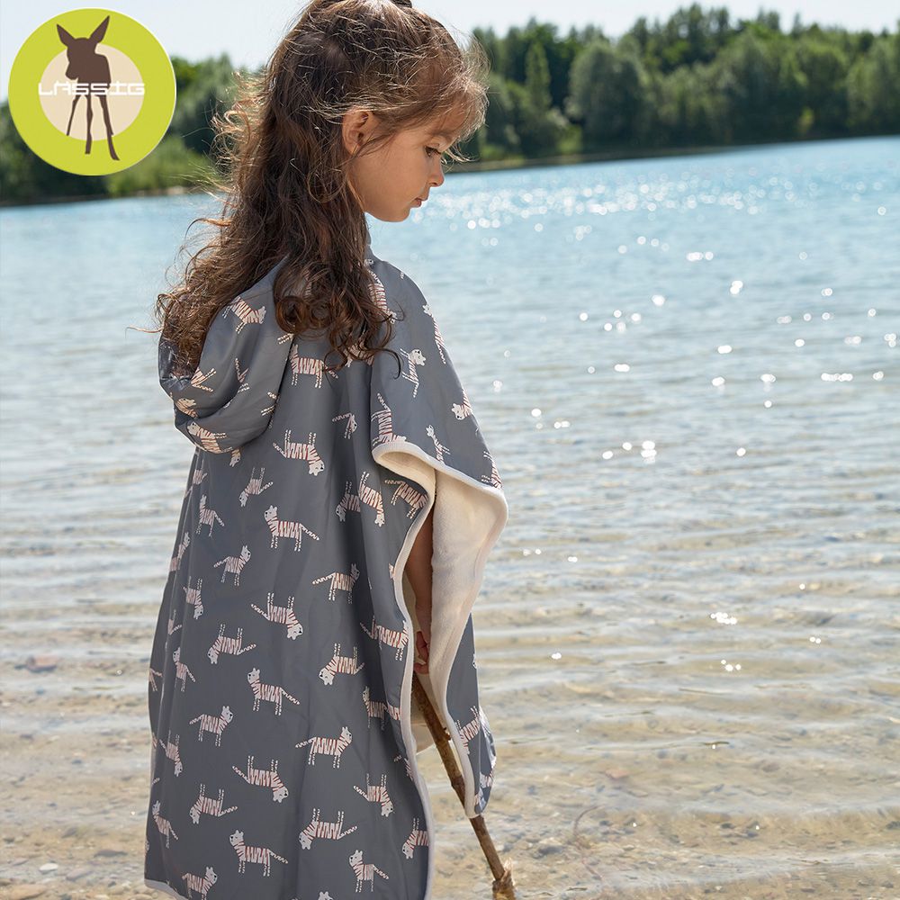 德國 Lassig - 嬰幼兒抗UV斗篷沙灘巾-波卡圓點 (120-60cm)