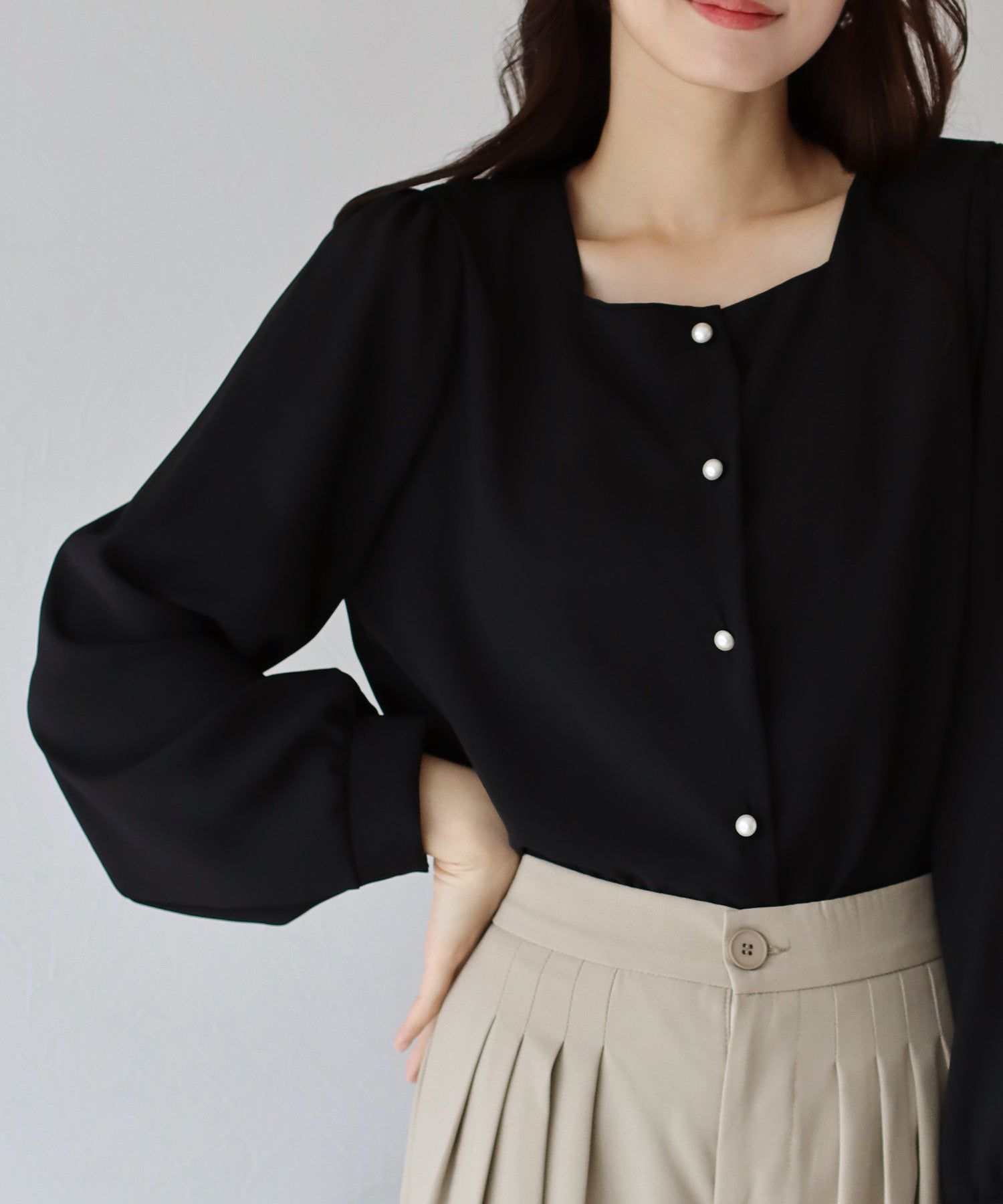 日本 BLUE EAST - 方領珍珠釦長袖襯衫-水藍